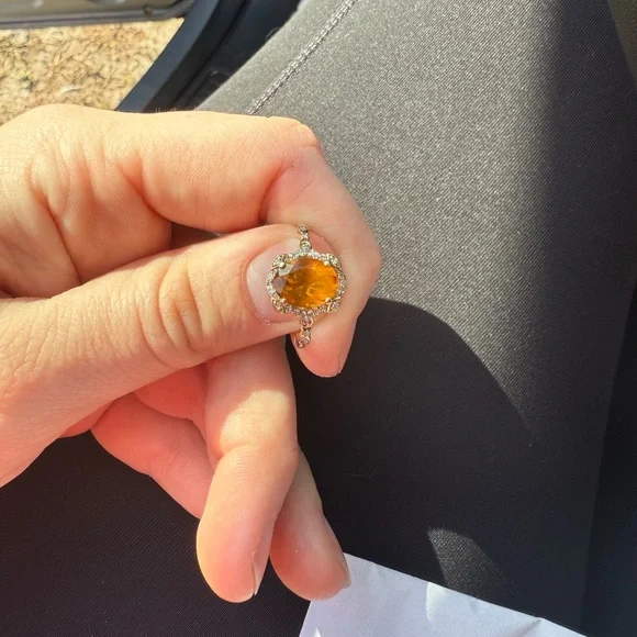 Kay Jewelers Oval Citrine Diamond Scalloped Ring - Picture 2 of 6